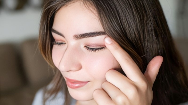 Choose a Qualified Blepharoplasty Surgeon