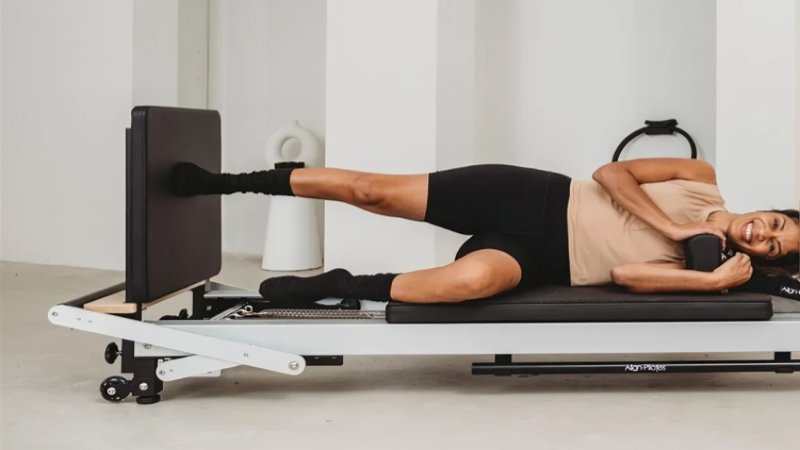 Commercial Pilates Reformer for Fitness Studios